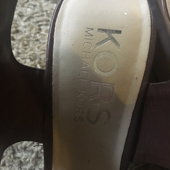 Michael Kors Size 11 Dark Brown Block Heel Leather - Picture 3 of 6